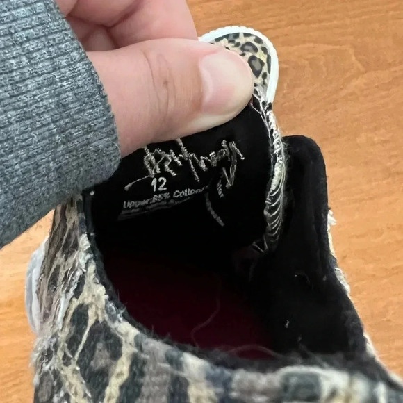 Blowfish Leopard Print Slip On  Shoes | Size 12 - Picture 7 of 7